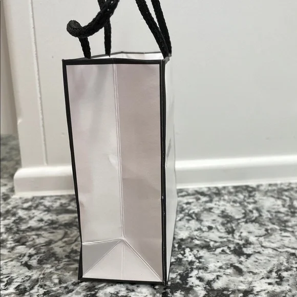 CHANEL Chance Eau Tendre Eau de Toilette (EMPTY) with small CHANEL Shopping Bag - Picture 6 of 8